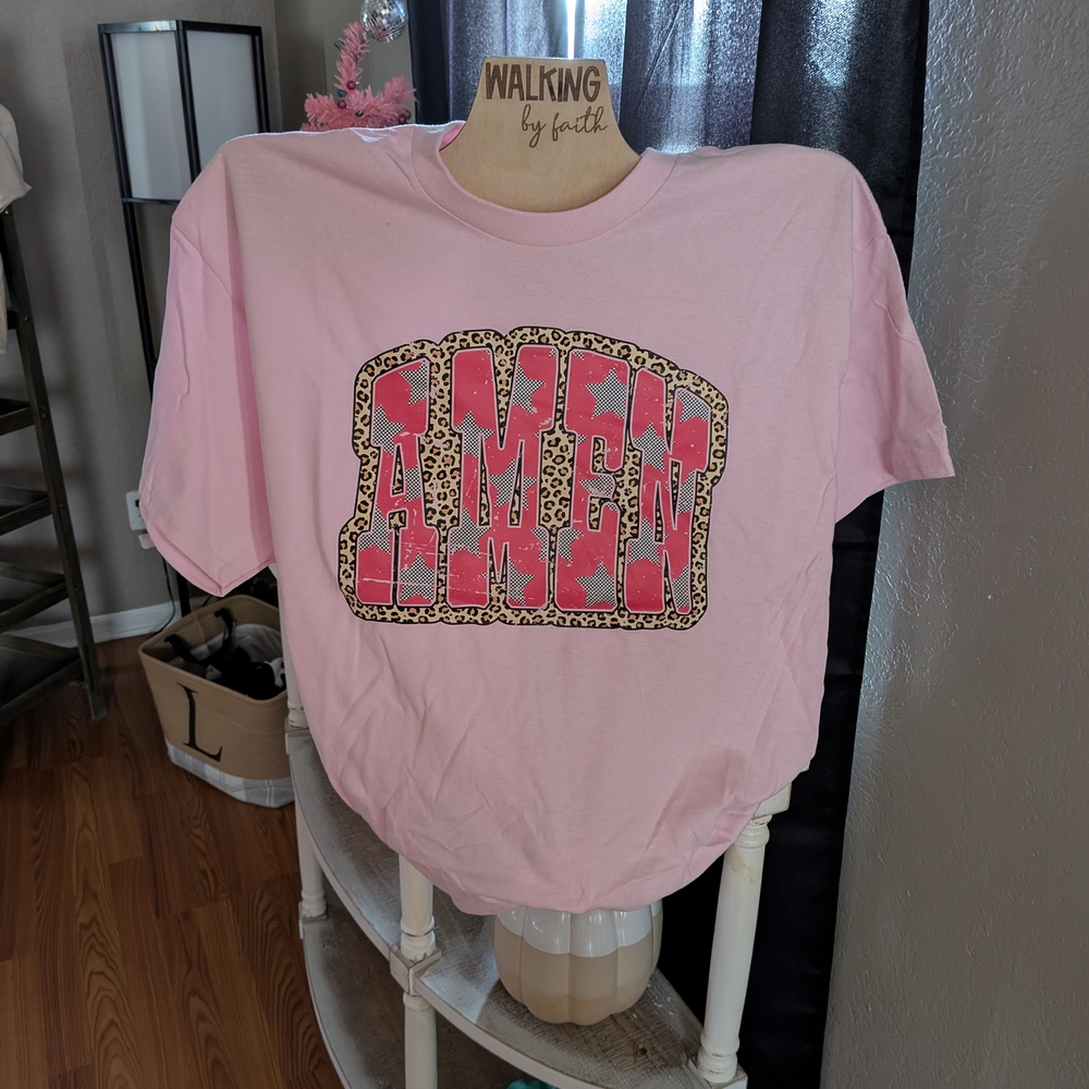 Gildan Pink Graphic Short Sleeve Tee